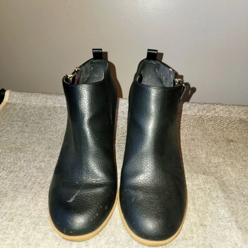 Booties - Picture 2 of 6